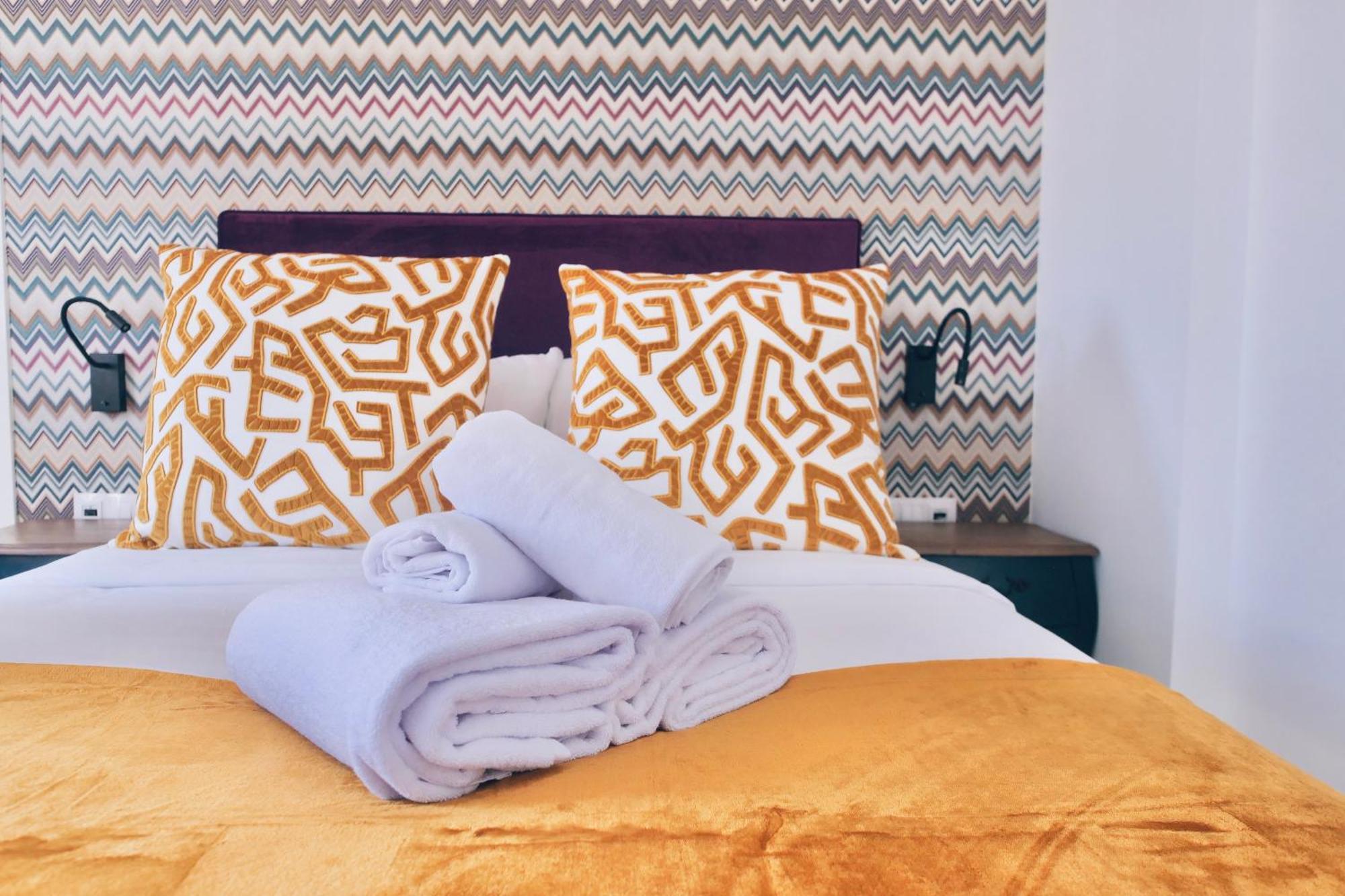 Myra Guest house 3*