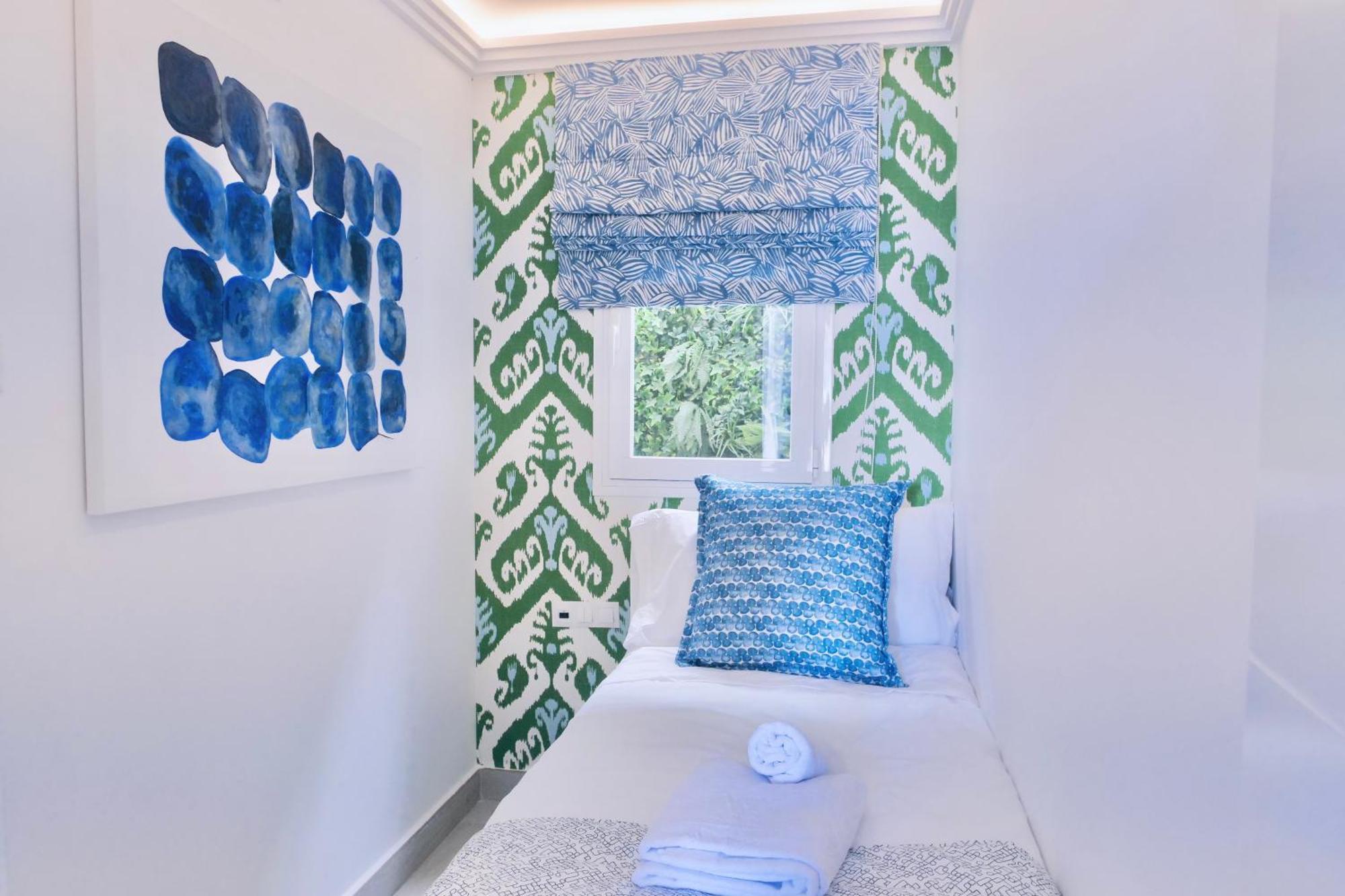 Myra Guest house 3*
